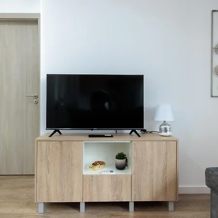 Appartamento Terrace Flat By House And People *